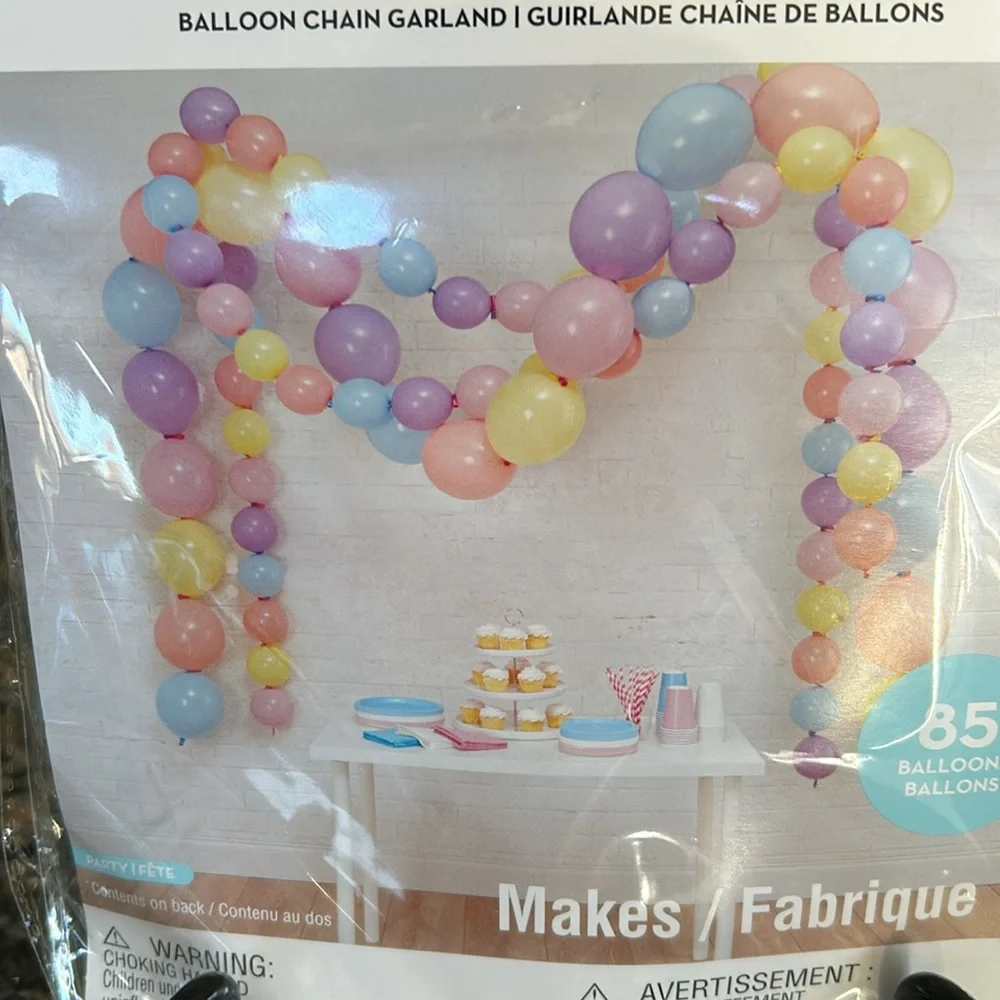 CELEBRATE IT 50 FT BALLOON CHAIN GARLAND NWT